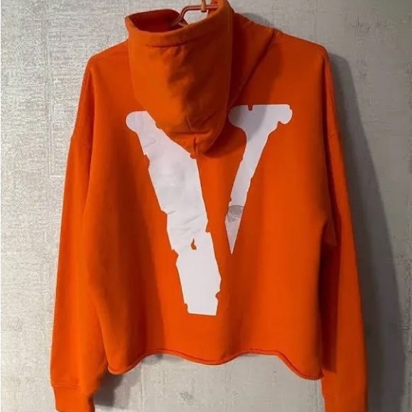 VLONE HOODIE - Picture 2 of 3